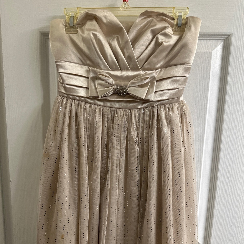 Juniors Champagne Strapless Dress